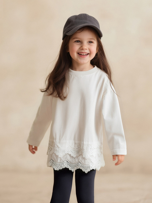 Tongbei 子供服 2025 秋の新作女の子スイート Tシャツレースステッチミッドレングスラウンドネックボトムシャツ|undefined