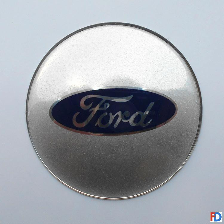 Etiqueta decorativa del logotipo del automóvil Etiqueta engomada del automóvil de metal Etiqueta de modificación del volante Etiqueta del cubo de la rueda Etiqueta del automóvil de cada marca 65mm