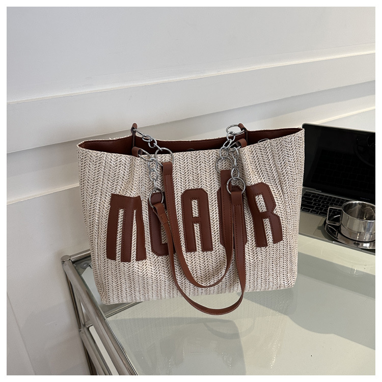 Large capacity fashion tote bag 2025 new style this year's popular woven single-shoulder bag underarm letter handbag wholesale undefined