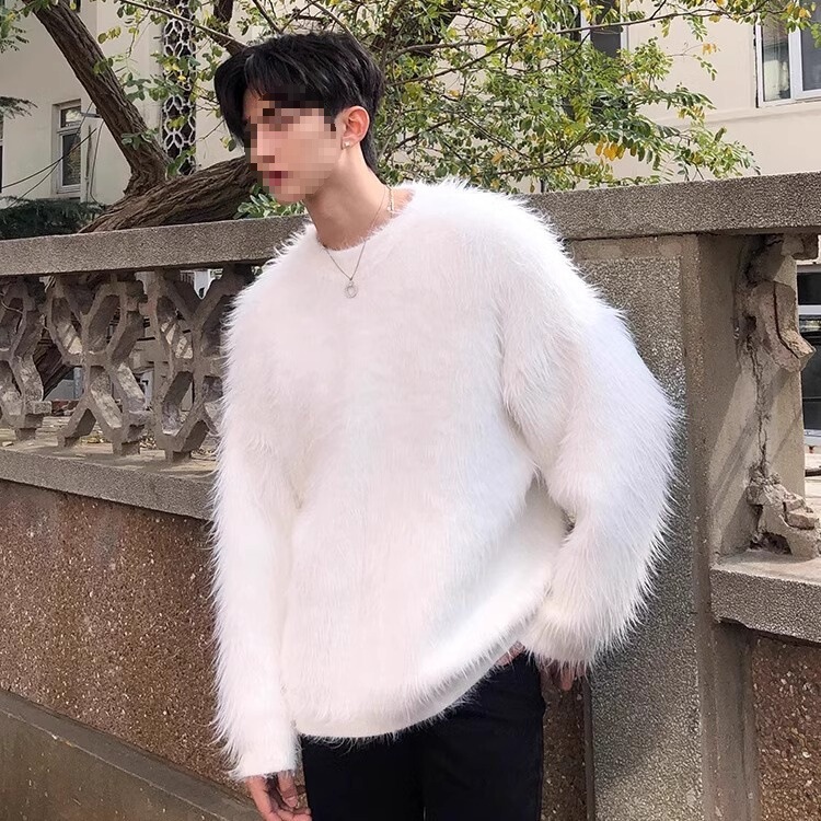 Niche feeling handsome simple white mink velvet soft waxy sweater men's autumn and winter lazy loose knitted top