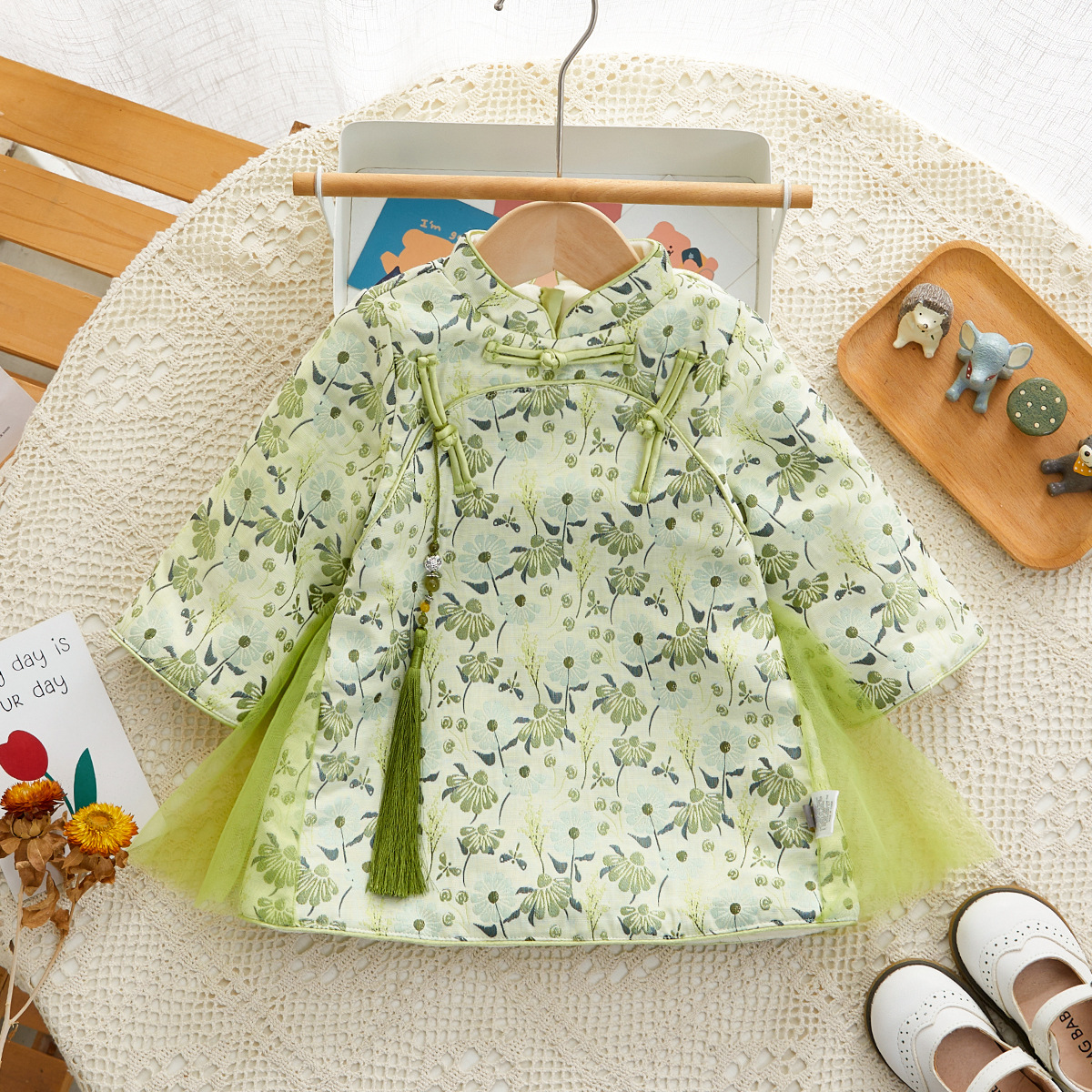 汉服女童冬装新年衣服儿童中国风女孩衣服过年宝宝拜年服周岁礼服