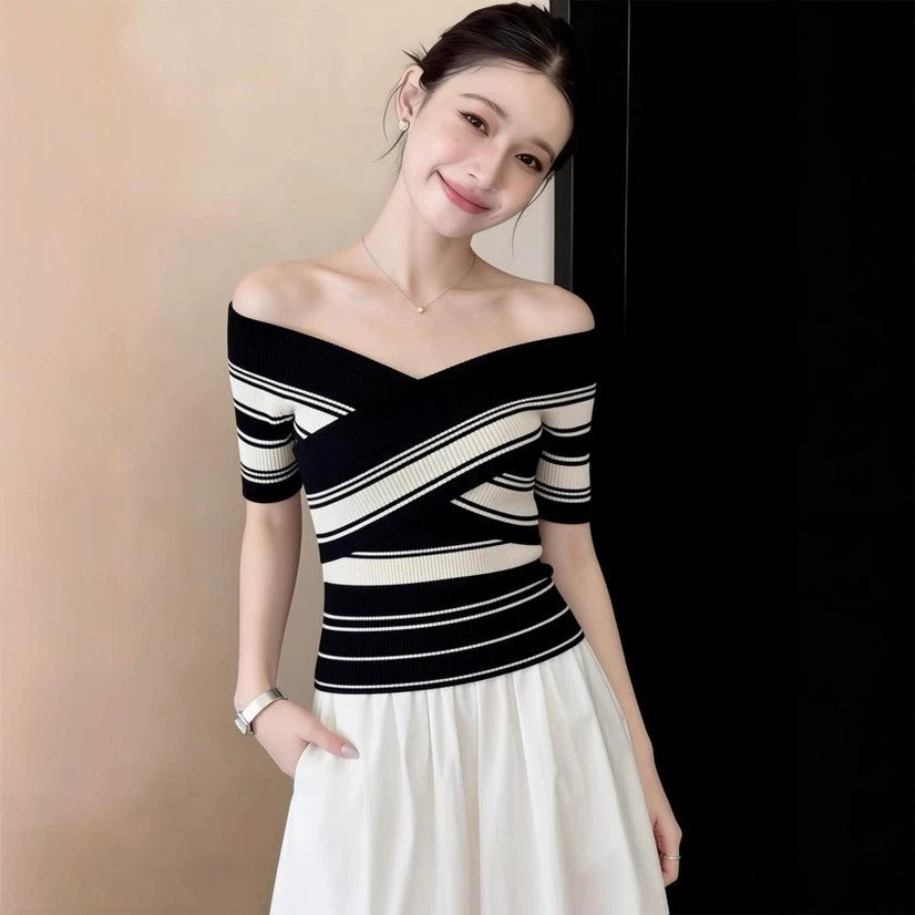 Áo thun nữ tay ngắn sọc chéo cổ yếm thắt eo — sọc chi tiết 4
