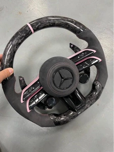 Mercedes-Benz Dragonfly Amg sükan, ABCEGRSV Class köhnə modelin yeni karbon lifli sükanla təkmilləşdirilməsi.