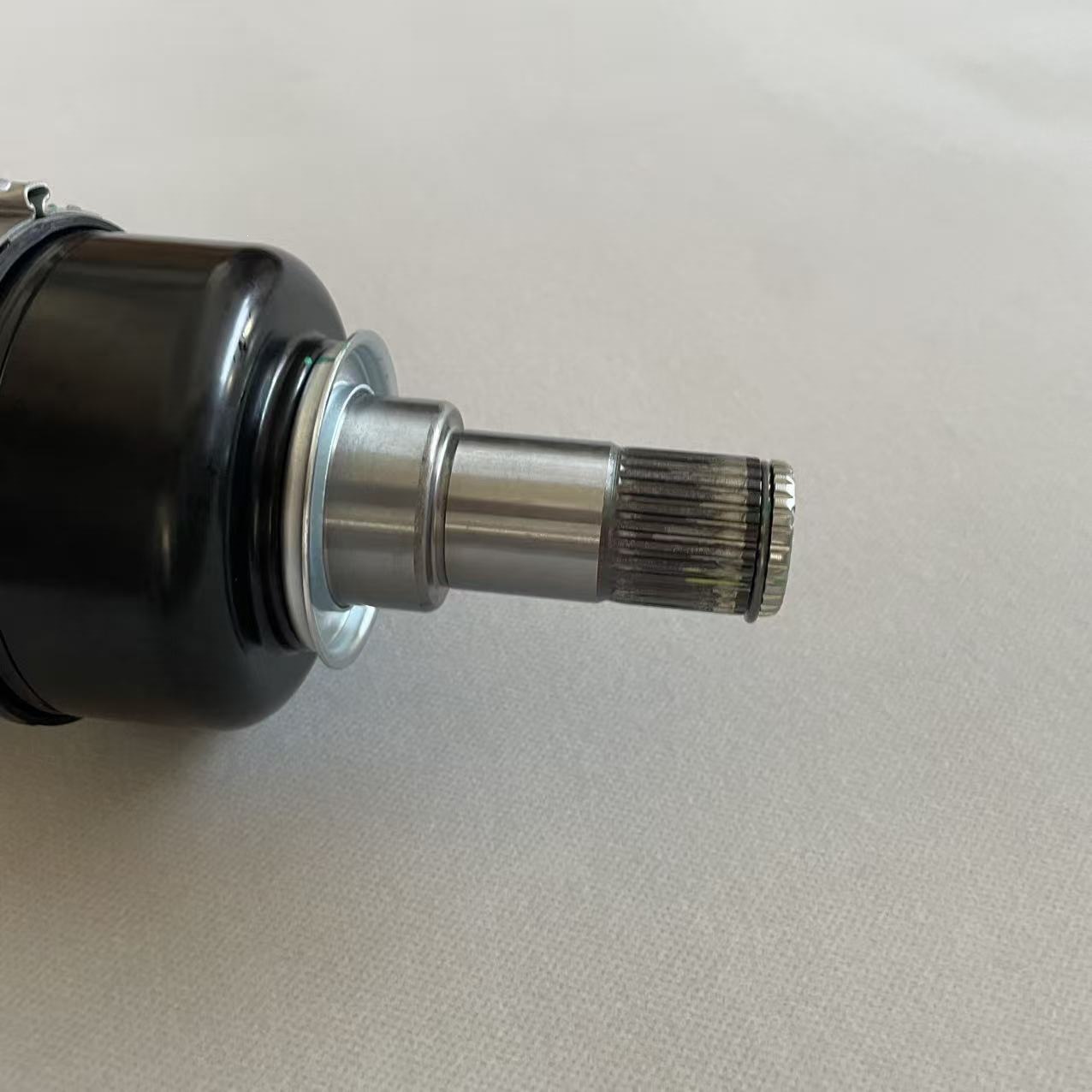 Suitable for Leapmotor C01, C10, C11 half-axle assembly, left and right drive shafts, new energy vehicle parts, universal joint