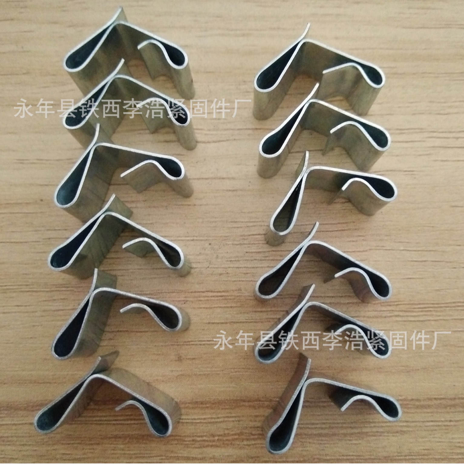桥架免焊锁扣弹簧锁扣盖板扣桥架配件65锰小钢扣免焊扣中号小号
