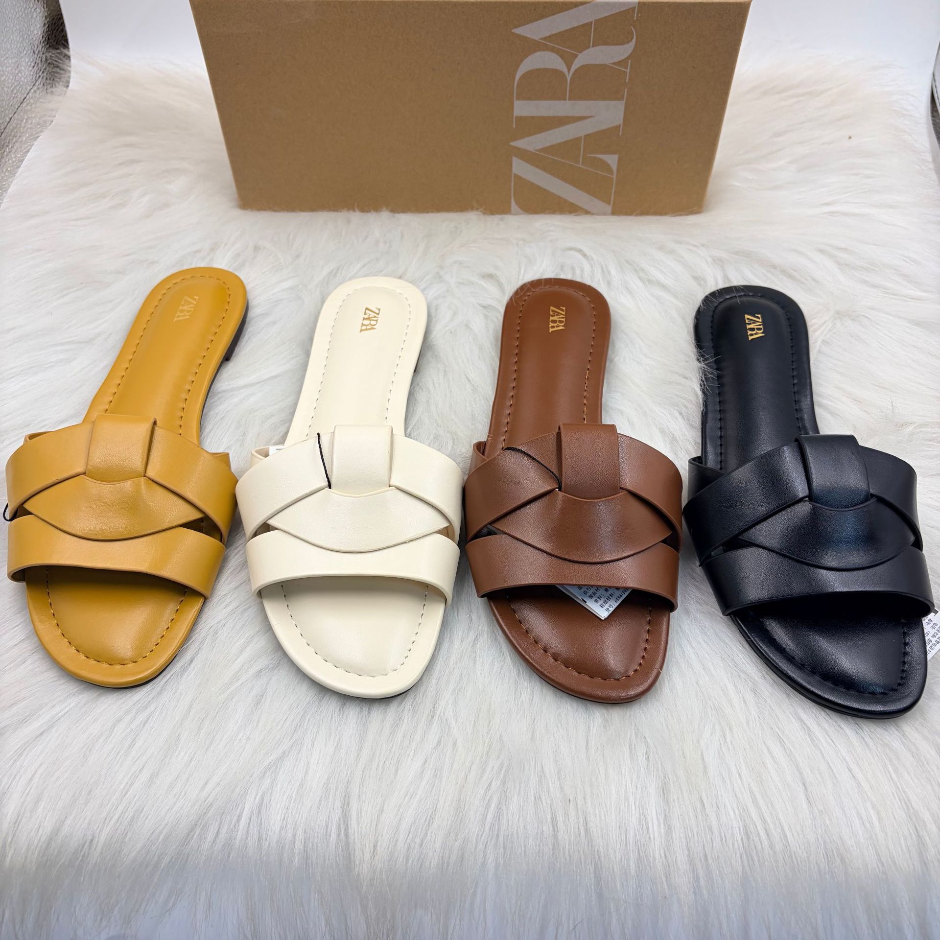 2026 Summer Cross border Foreign Trade Shoes Square Head New Cool Trailer Outdoor Vacation Style Spring/Summer Versatile Shoe Trailer
