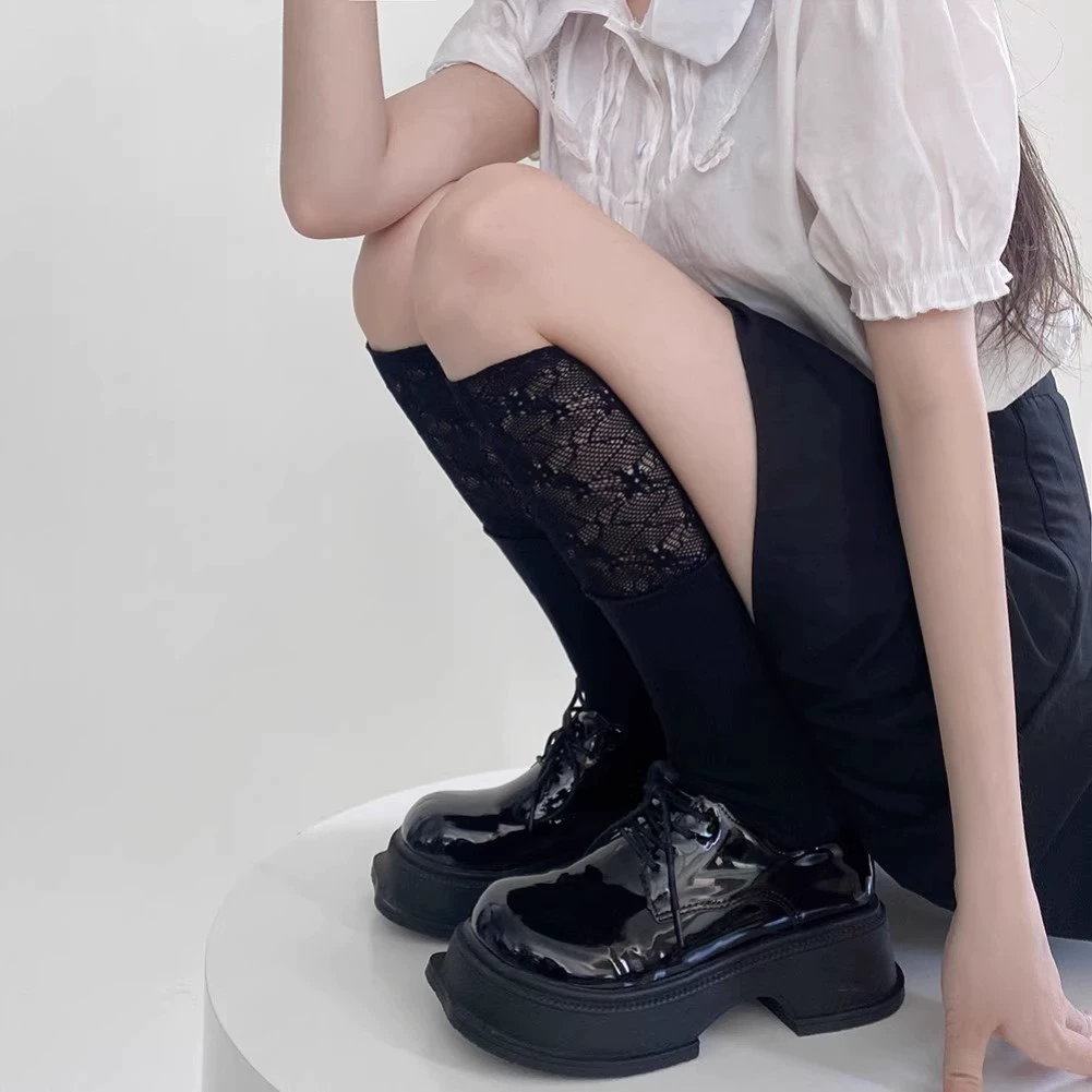 White lace autumn high boots, knee socks, gaiters