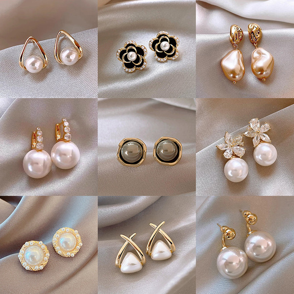 Fashionable retro elegant earrings pearl