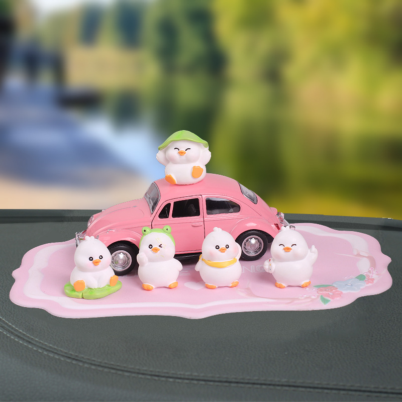 2024 nueva linda hoja de loto patito niña interior consola central decoración de pantalla de navegación adorno de adorno de coche de dibujos animados