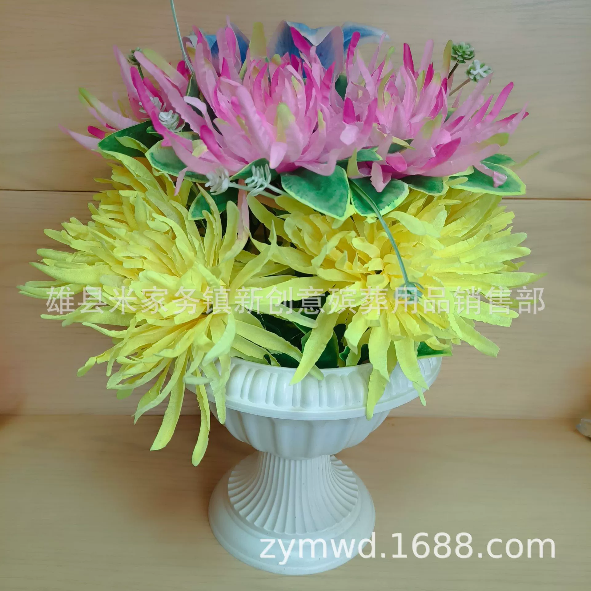 Qingming Festival potted flowers fireworks chrysanthemum Roman pot bouquet ten thousand candles funeral road procession flowers to hold hand offerings
