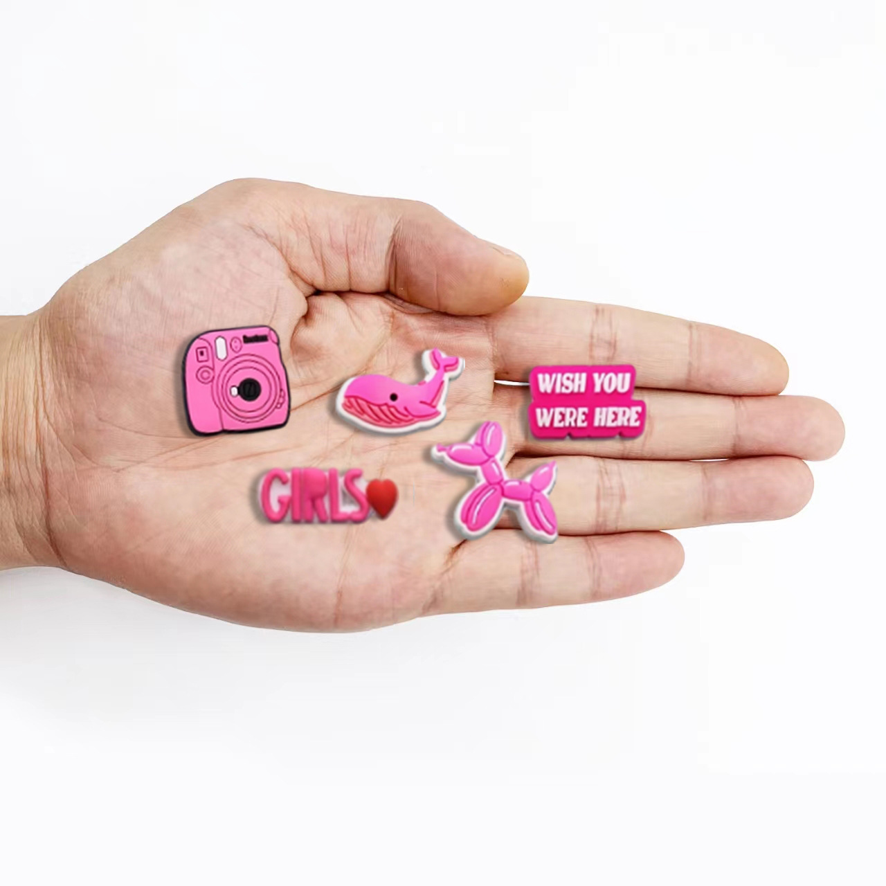 Nuevos dijes rosas para zuecos, clips desmontables para zapatos Crocs para niños y niñas, accesorios DIY para zapatos de jardín.