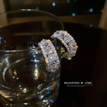 奢华精致锆石小耳圈女2022年新款时尚气质高级冷淡风耳环耳饰秋冬