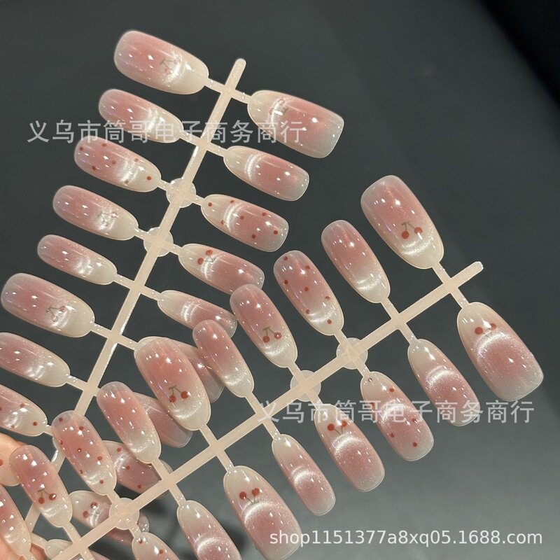 Wearing a Cherry Smile Gradient Advanced White Finished Nail Patch Cat's Eye Explosion Nail Sticker Nail All-Match