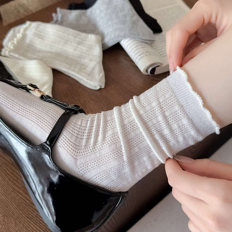 25 Spring New Mesh Socks Children Drawstrip Embroidered Miu Wind Socks Ins Trendy Stacked Stacked Stocking