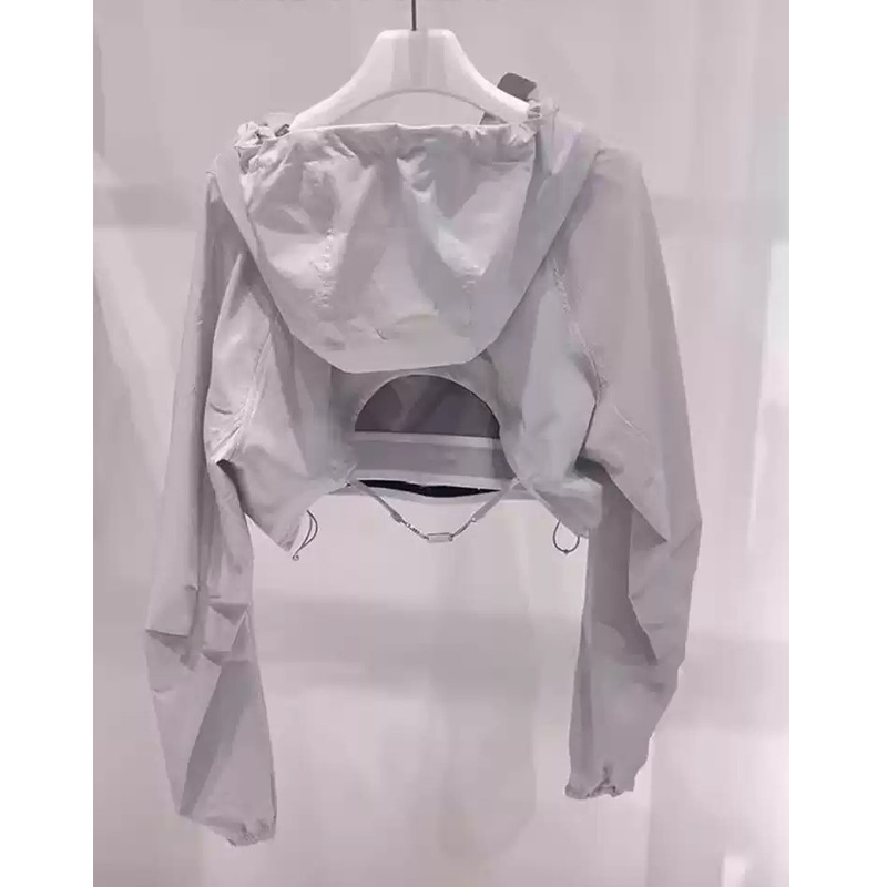 春夏小个子美式高级感独特超好看休闲风棒球服红色防晒连帽短外套|undefined