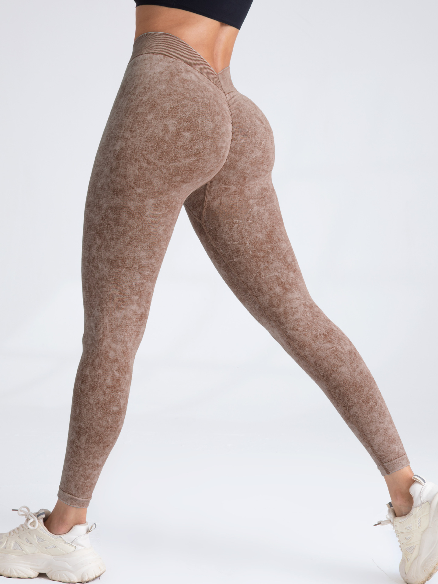 Pantalones de yoga sin costuras de lavado de arena de cintura en V europeos y americanos Pantalones de fitness elásticos de cadera de melocotón Pantalones de yoga ajustados de cintura alta al por mayor