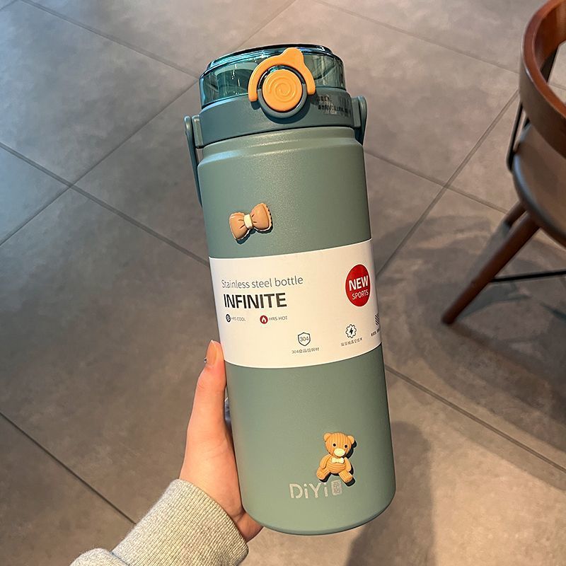 Taza de aislamiento de dos bebidas de gran capacidad de aislamiento de agua de paja de chicas simple portable 316 taza de acero inoxidable ins viento