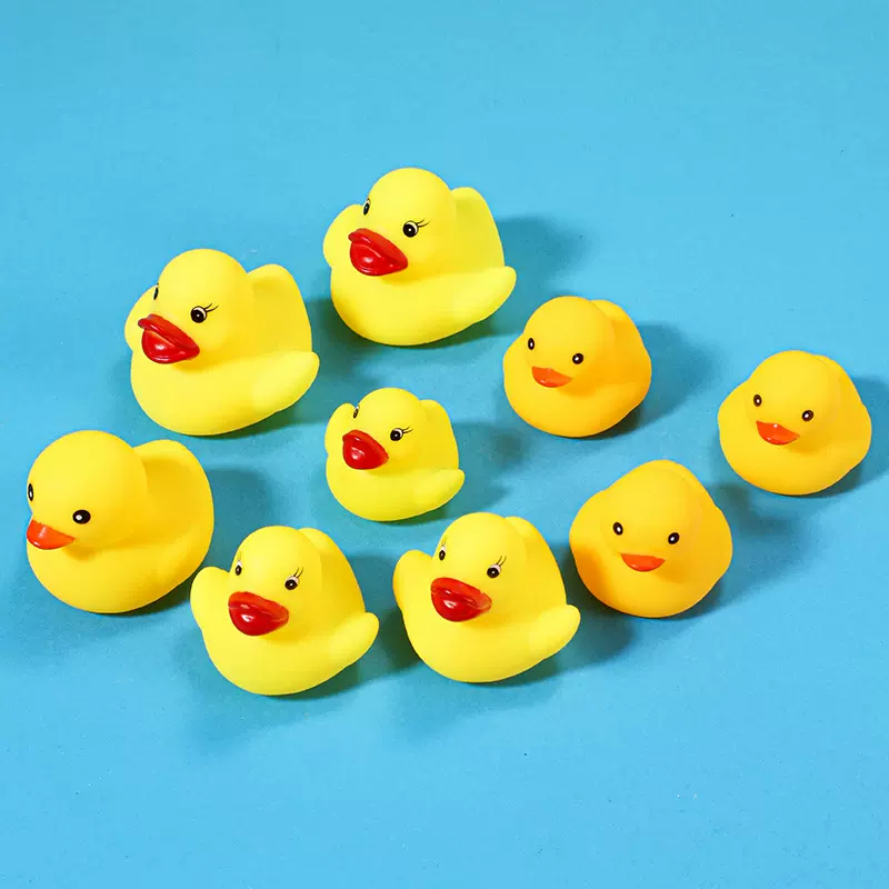 厂家搪胶捏捏叫发声小黄鸭玩具浴室戏水洗澡漂浮迷你小鸭子亚马逊