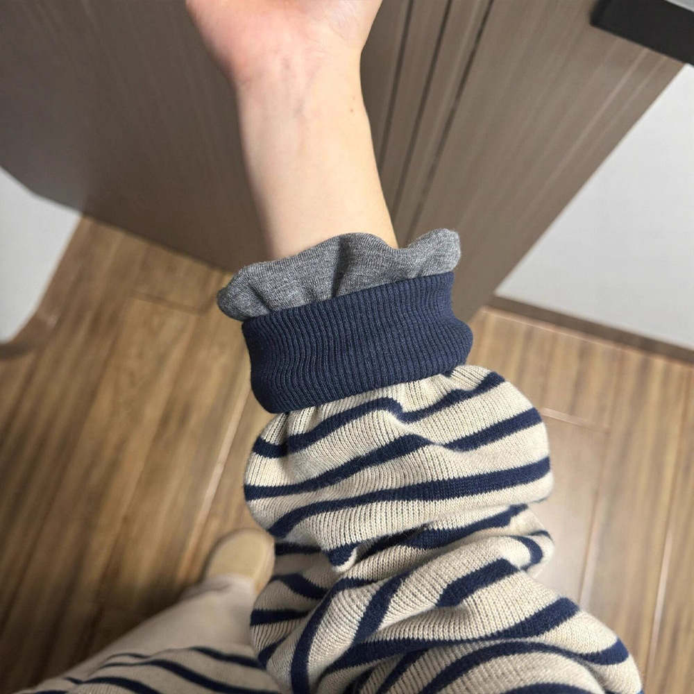 Foreign Trade Specializes in Retro Contrasting Stripesd Round Neck Sweatshirts for Women in Autumn and Winter New Niche Design Loose and Versatile Jackets