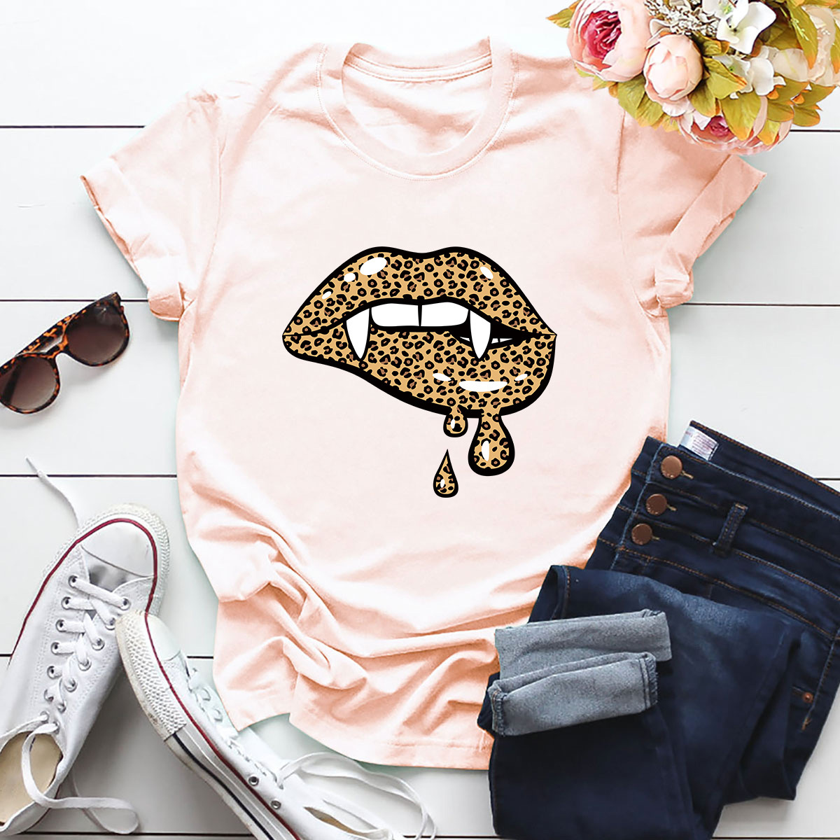 Sexy Lips Print Short-Sleeved T-Shirt NSSN83719