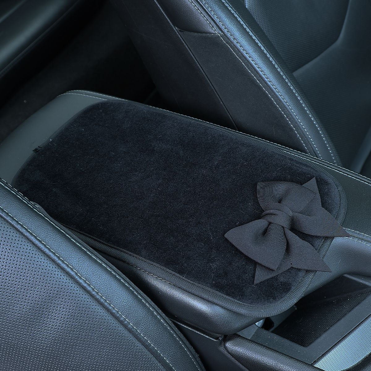 Car armrest cushion, short plush universal armrest pad with ice silk bow decoration