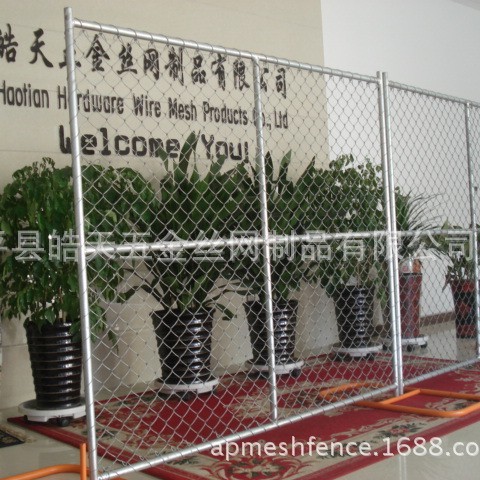 出口可移动护栏围栏 勾花临时栅栏 镀锌临时链子网