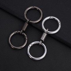 メーカー卸売 クリエイティブで個性的な亜鉛合金スプリングバックル 丸型バックル 金属キーホルダー ラウンドリング ダブルリング ジュエリーアクセサリー