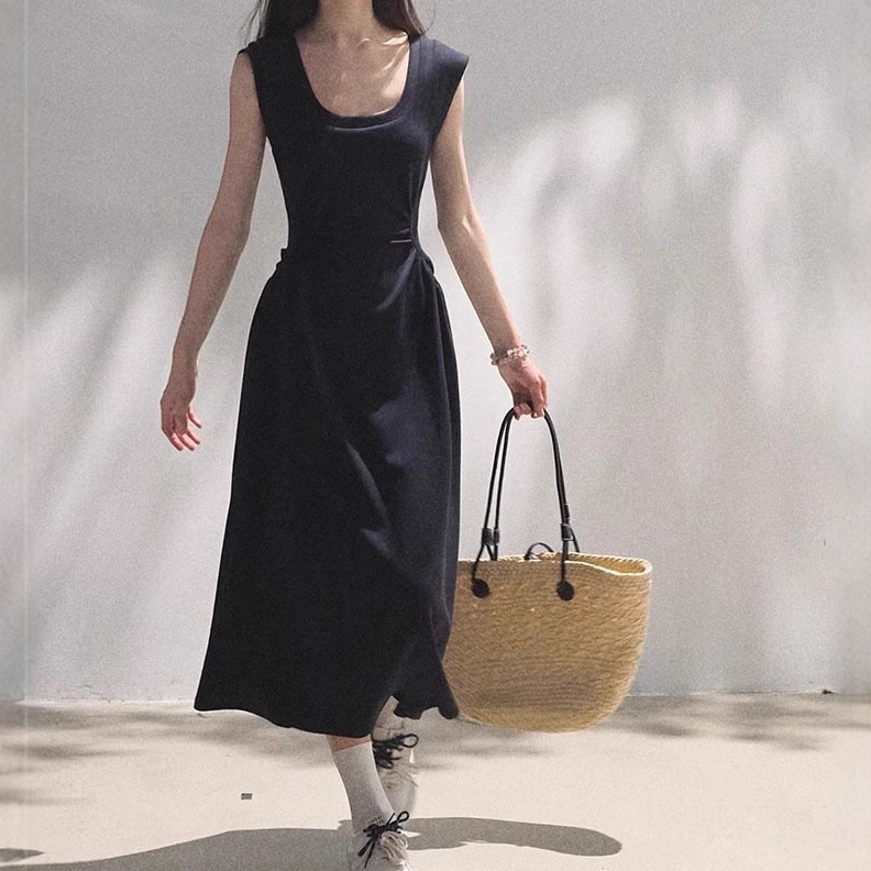 Oakmoo Bacic* Xiaodao's Summer Lyocell U-Neck Skin-Friendly Daily Right-Angle Shoulder Waist Dress