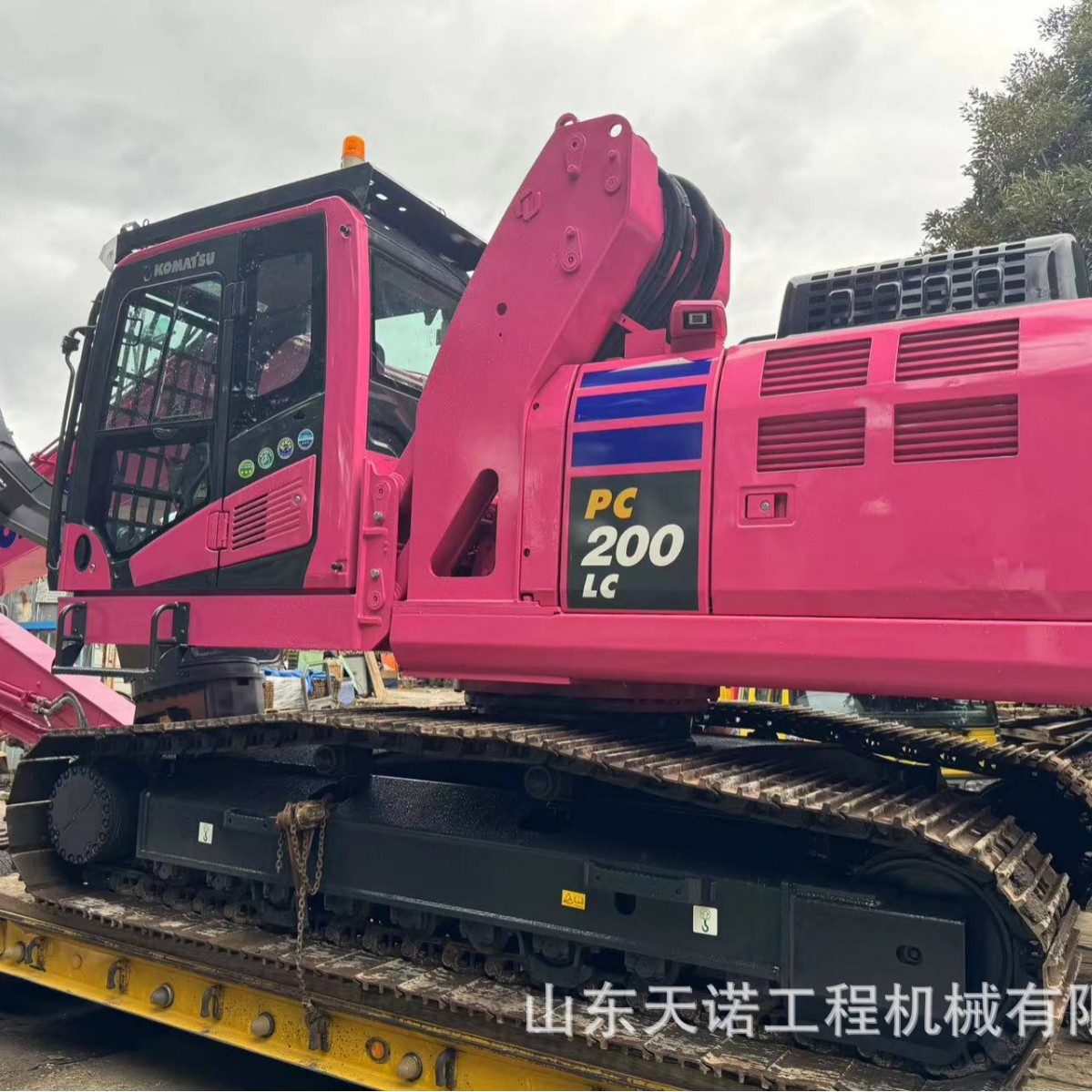 天诺工厂生产挖掘机驾驶室升高钩机驾驶楼升降功能