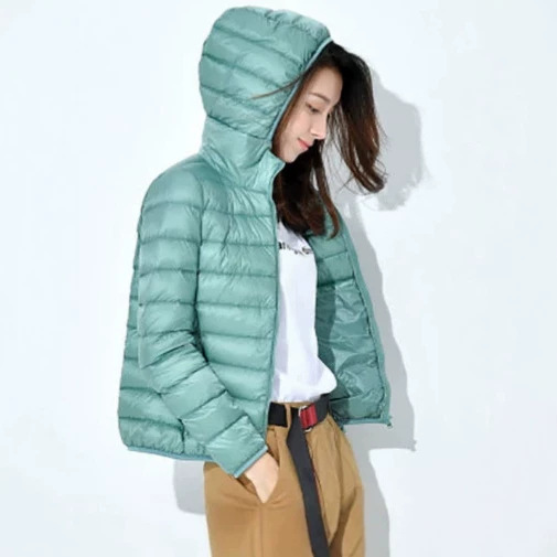 Jaket down wanita 2023, mantel fashion bebek bawah putih gaya Korea ramping hangat tebal pendek baru grosir