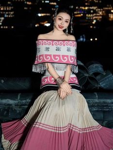 һ�ּ�����Ĩ��������bŮ�Ĵ���ɽ��ѹ�����F��ʢ�b��̨�ݳ���