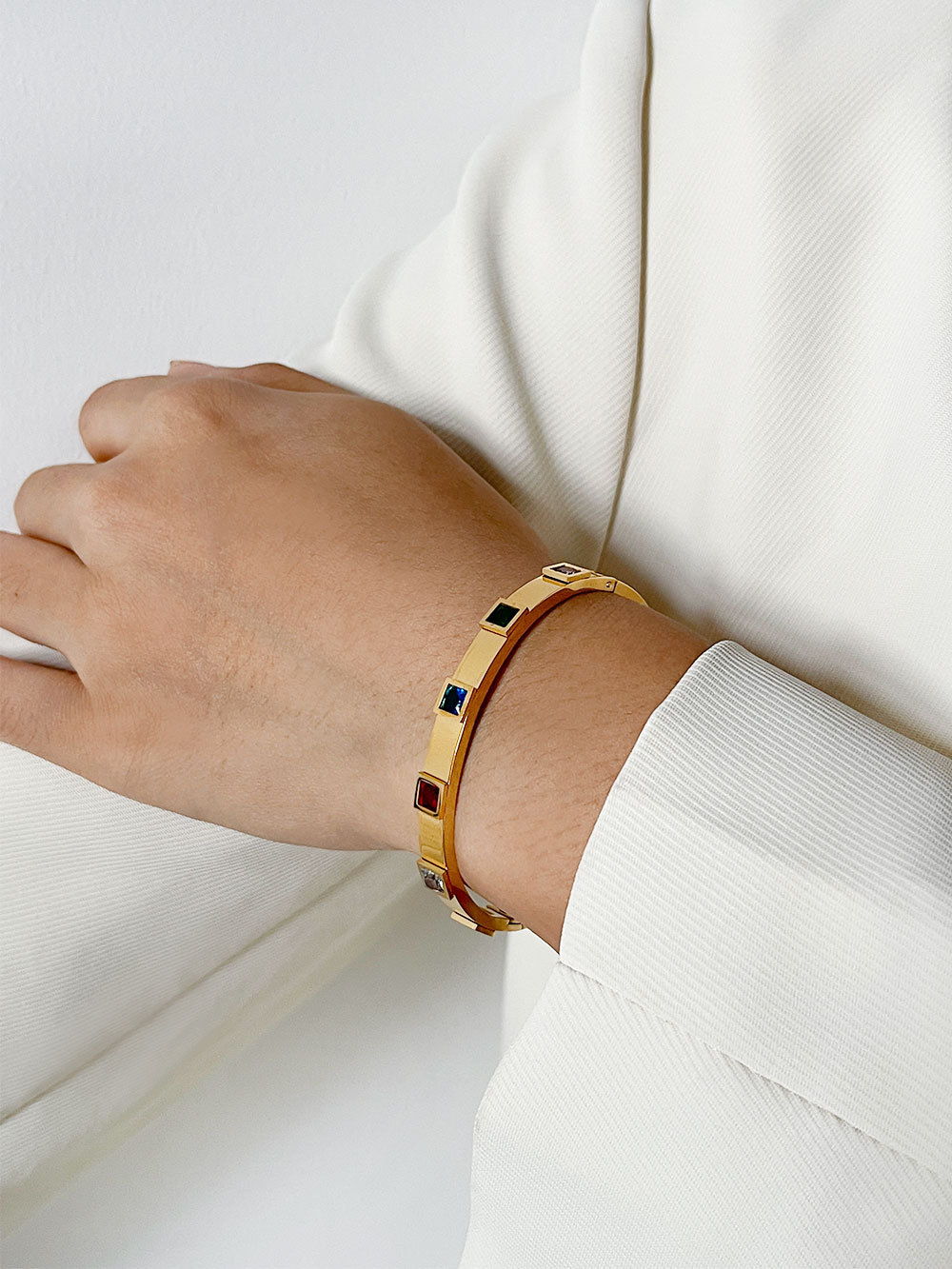 PVD Coated Gold Plating Process 18K Gold Plated Plating Material PVD Coated Real Gold Plated 18K Gold Square Titanium Steel Fashion Waterproof Non Tarnish Bangle