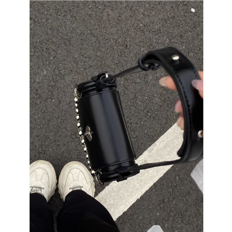 Borsa a tracolla donna con lucchetto a cuore e catena in metallo_voghion.com