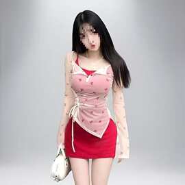 一整套辣妹吊带连衣裙绝美长袖印花防晒性感纯欲风罩衫套装两件套