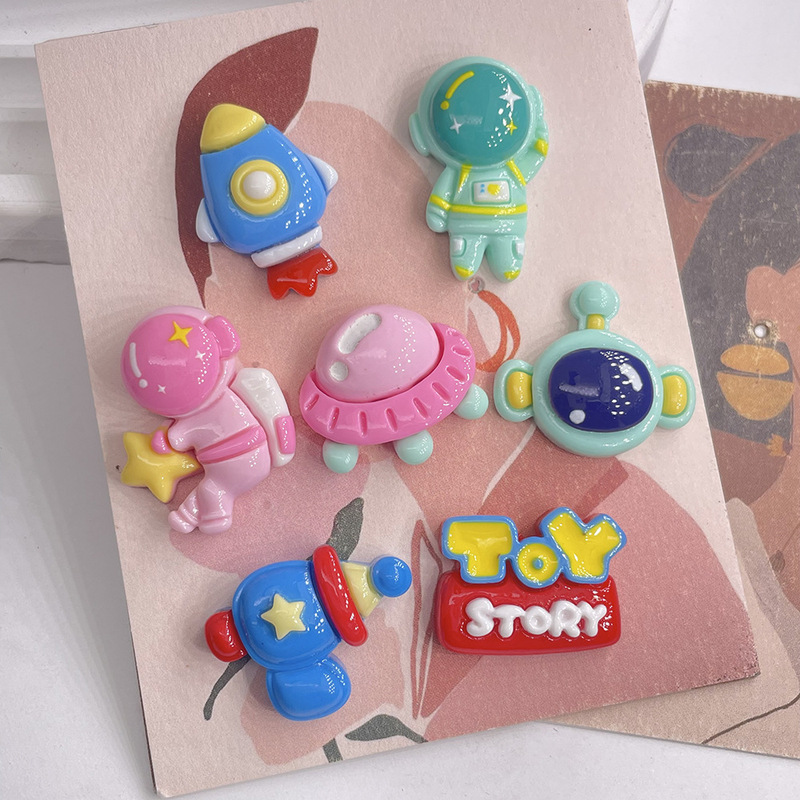 Candy Color Astronaut suit Cartoon Resin Jewelry Accessories DIY Phone Case Cream Gel Handmade Hairpin Patch Candy Color Astronaut suit Cartoon Resin Jewelry Accessories DIY Phone Case Cream Gel Handmade Hairpin Patch