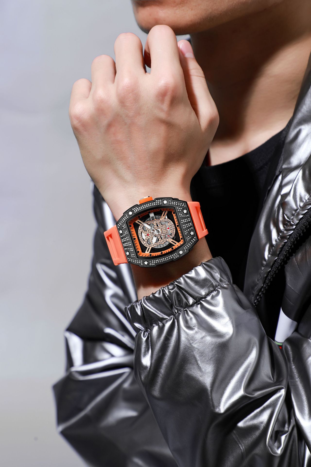 Men's Quartz Watch Starry Sky Diamond Studded Gold Ghost Head Design_voghion.com