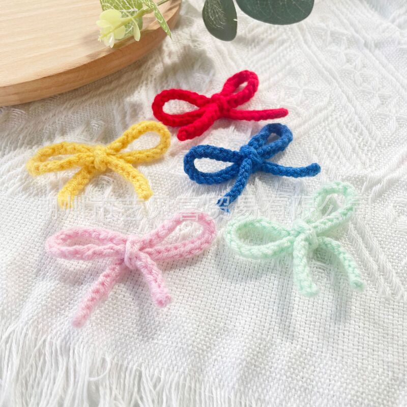Wholesale hand crochet cute bow braid wool hand woven hand hook clothing accessories hair accessories