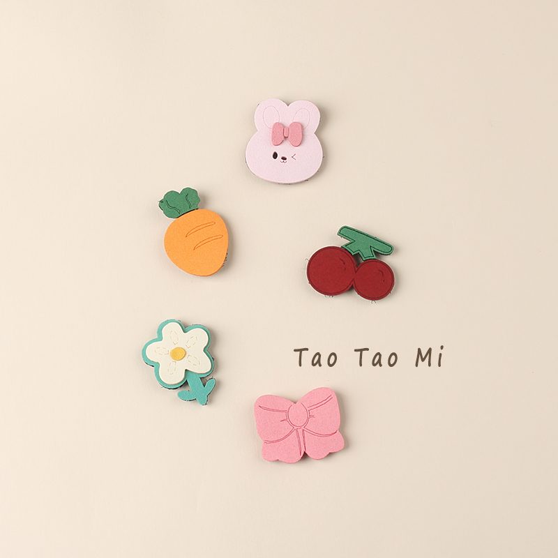Girls' hair-friendly magic tape cute cartoon baby hair clips children's bangs stickers hair accessories for infants and toddlers
