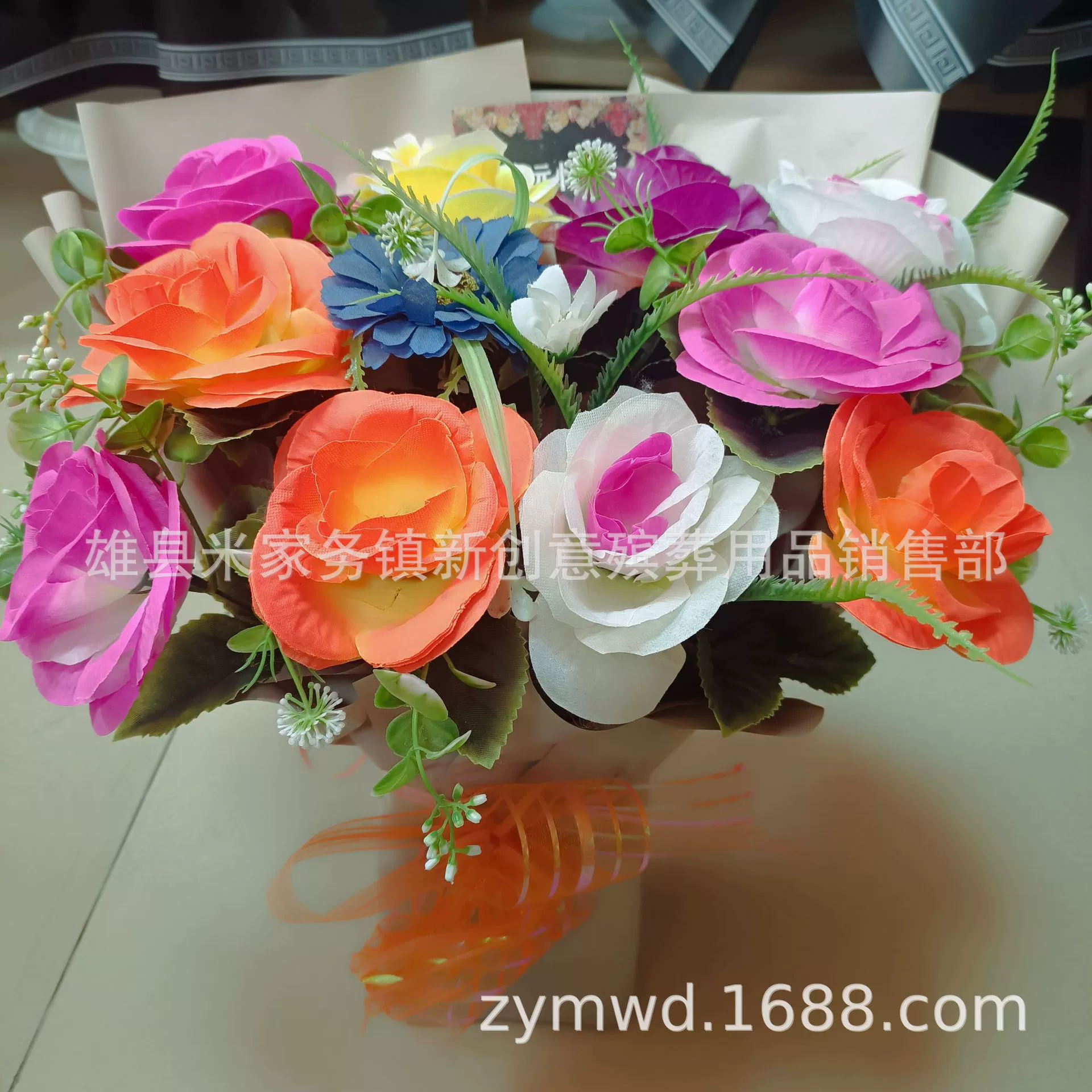 New creative funeral bouquet with-handheld flowers, artificial rose bouquet, Qingming Festival keepsake, holding flowers