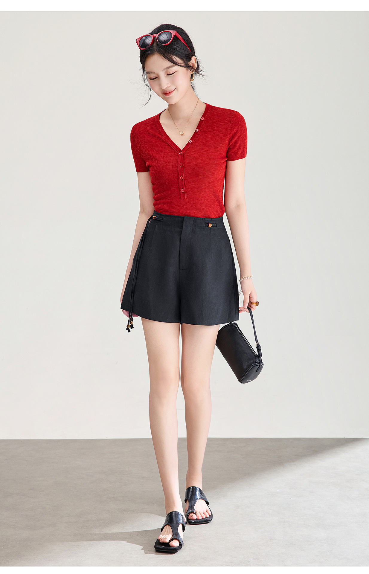 Quần short nữ cạp cao dây buộc phong cách quốc phong rộng thùng thình đính cườm — Xanh lông mòng đen chi tiết 19