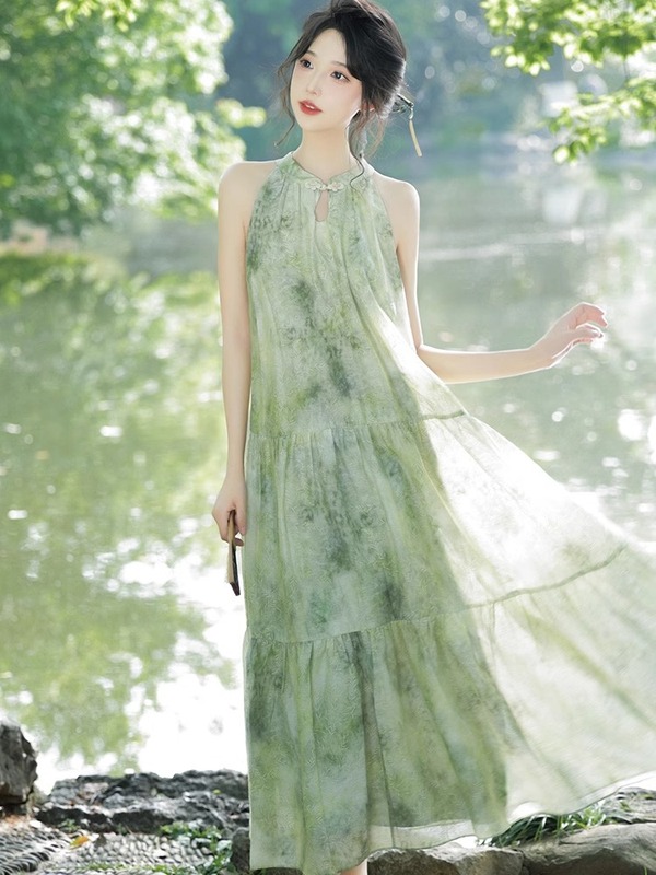 新しい中国風の女性のノースリーブホルターネックドレス夏クールでリラックスしたサスペンダーグリーン花柄ロングスカート|undefined