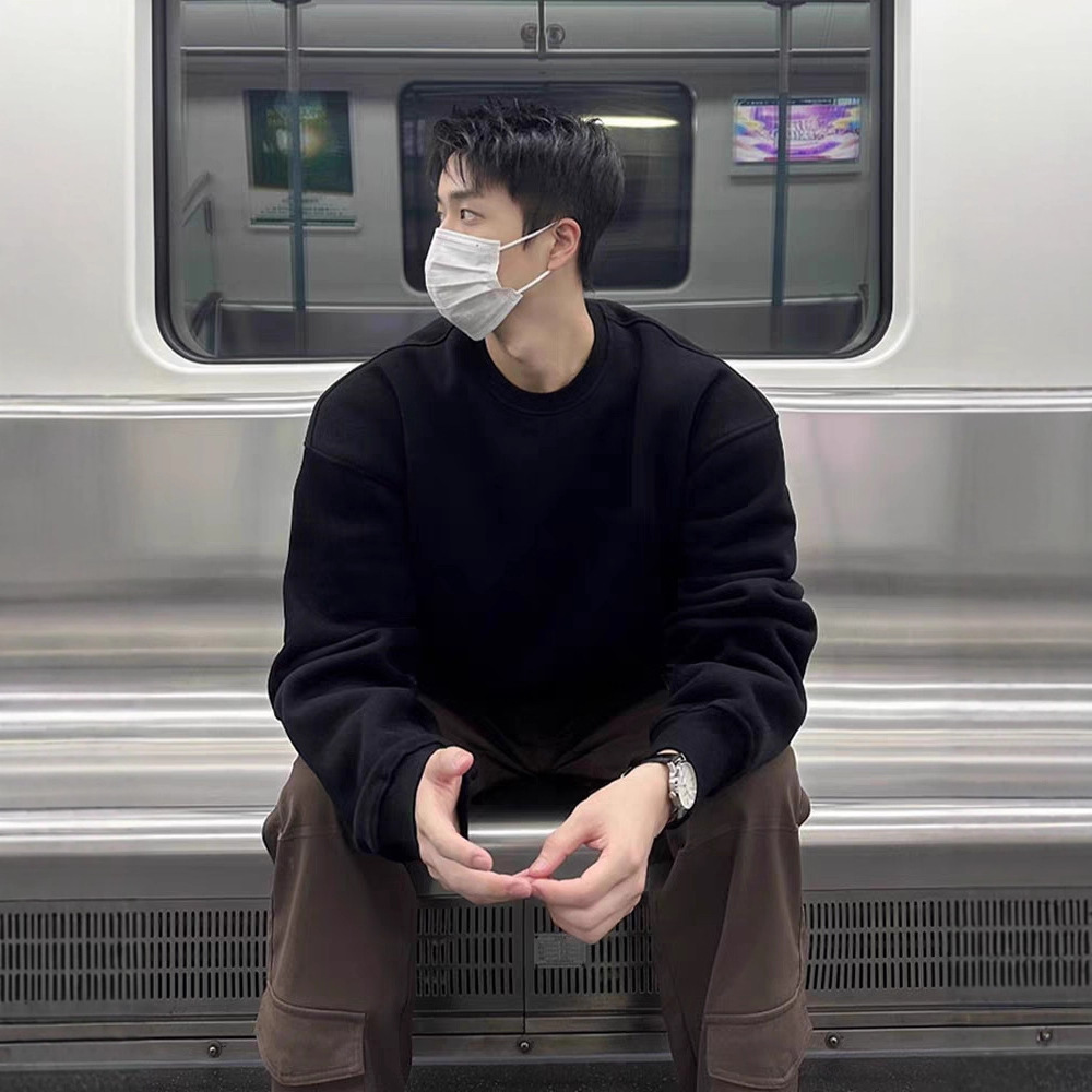 500g重磅黑色卫衣男款春秋季圆领无帽套头内搭打底衫美式ootd穿搭