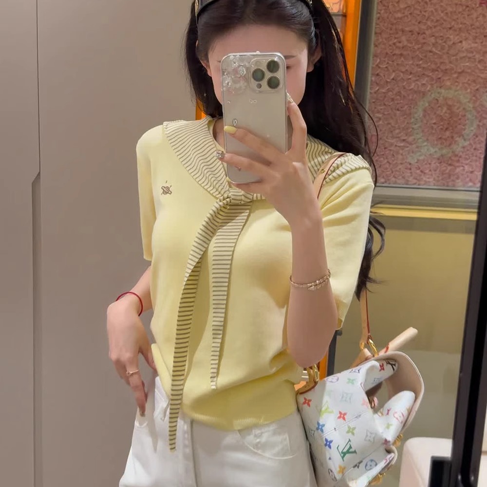 Áo thun nữ tay ngắn dệt kim phong cách Hàn Quốc kèm khăn choàng — sọc chi tiết 2