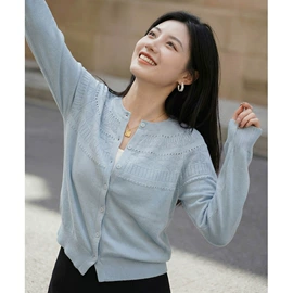 女式羊毛衫;女式羊绒衫;成人帽