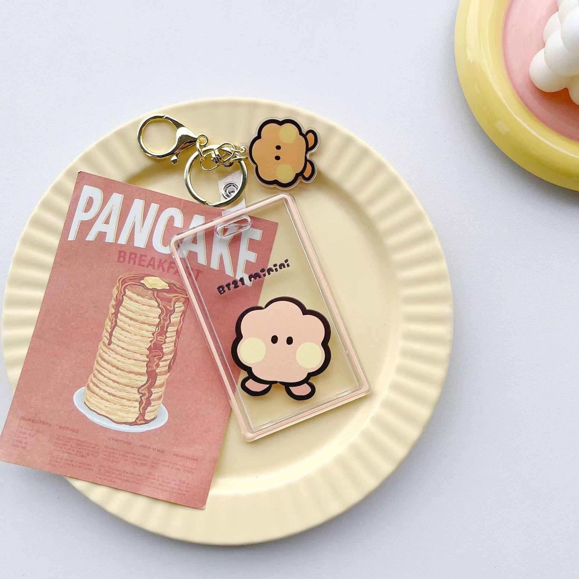 Tarjeta a prueba de balas juvenil cartón de dibujos animados lindo tarjeta de identificación de estudiantes tarjeta de almuerzo de autobús placa de pecho tarjeta de almuerzo de estudiantes caja protectora en efectivo