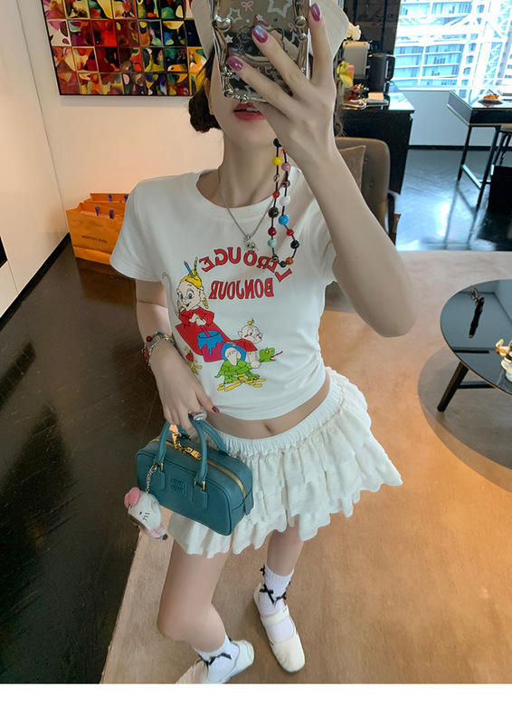 Beautiful Early Spring Princess and Dwarf Childlike Fairy Tale Embroidery Pure Cotton Round Neck Right Shoulder Short Sleeves