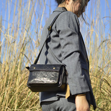 男女士真皮斜挎包头层牛皮吉田小包手工复古休闲邮差包横款单肩包