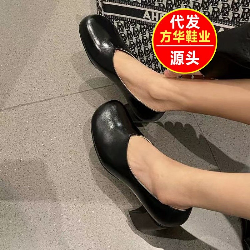 Vento de noche francés zapatos de una sola mujer primavera y verano 2026 nuevo estilo coreano retro versátil zapatos de moda de una sola pie