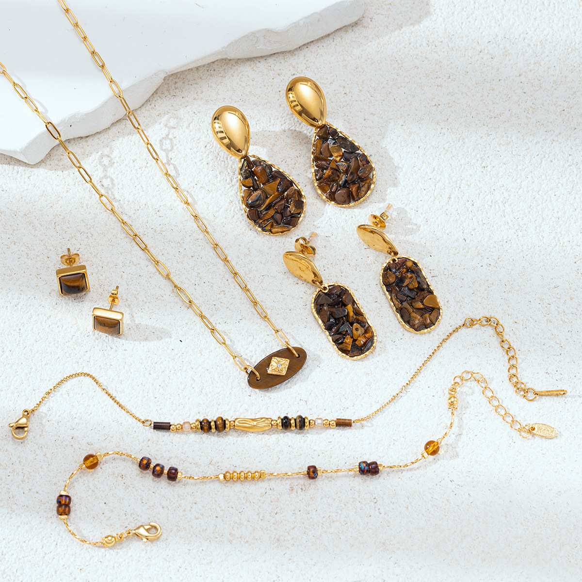 Taina Europa y los Estados Unidos pernos de acero inoxidable para mujeres no se desvanecen con joyas incrustadas de piedra triturada natural juegos de productos de venta cruzada