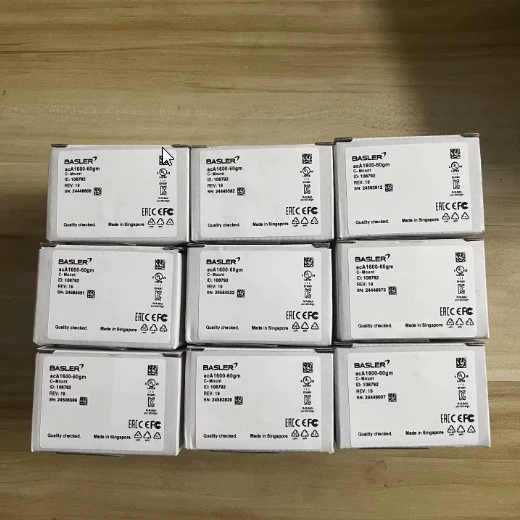 Промышленная камера Basler acA2040-55uc, совершенно новая в наличии, продается по выгодной цене.